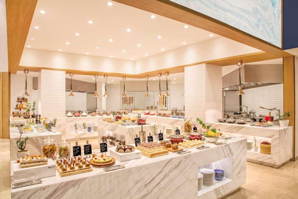 Hyatt Regency Thrissur Hotell Restaurant bilde